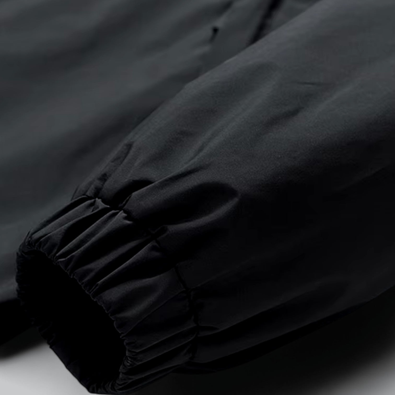 Valenti | Oversized Waterproof Windbreaker Jacket