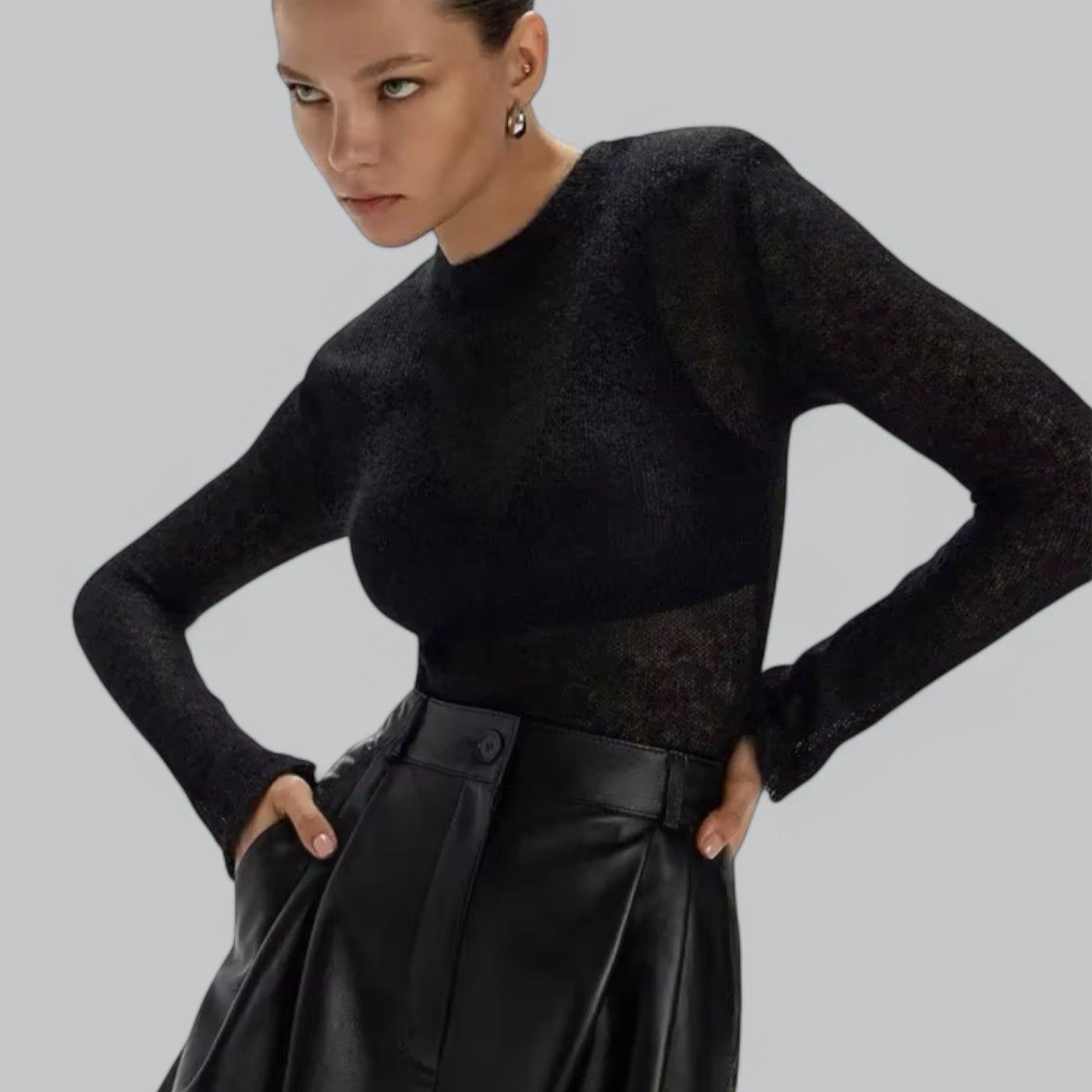 Valenti | Mesh Thin Knitted Pullover - Soft Round Neck Jumper