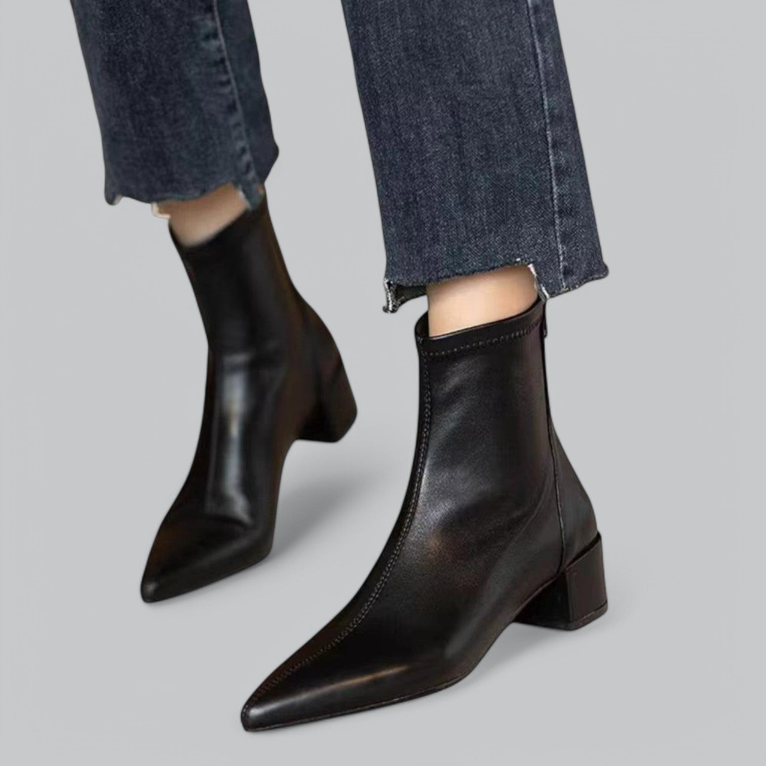 Valenti | Elegant Ankle Boots Block Heel Back Zip-VALENTI