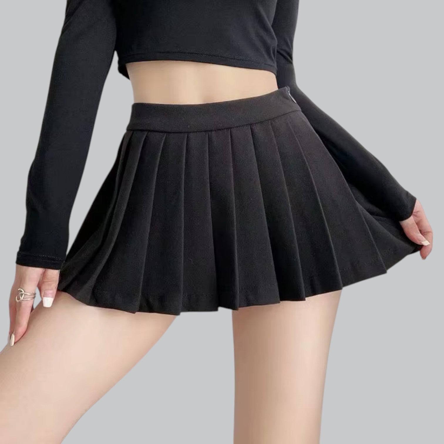 Valenti | Vintage Pleated High Waist Mini Skirt - Summer Skirt with Shorts