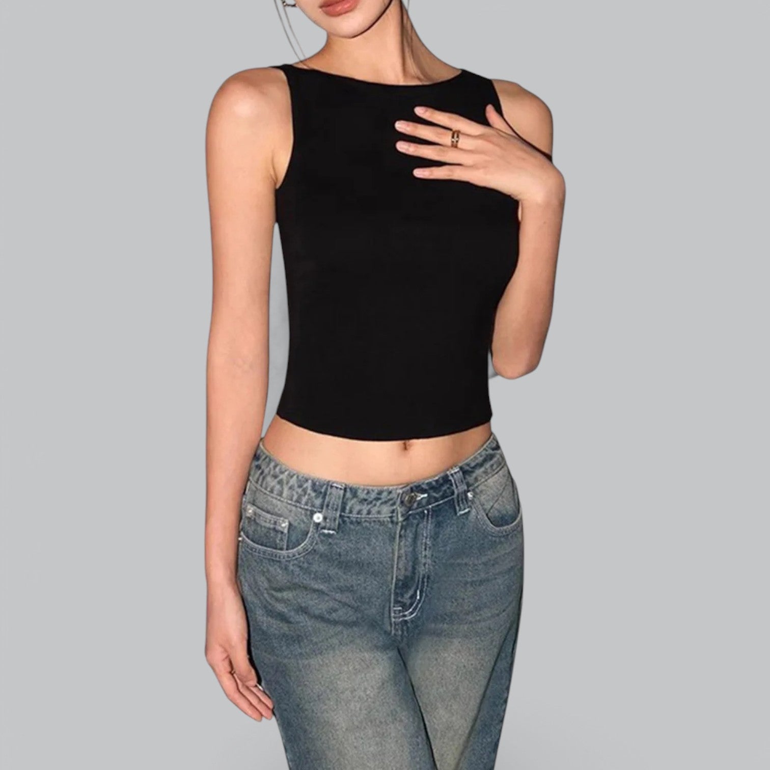 Valenti | Sleeveless Round Neck Shirt - Soft Cotton Tank Top