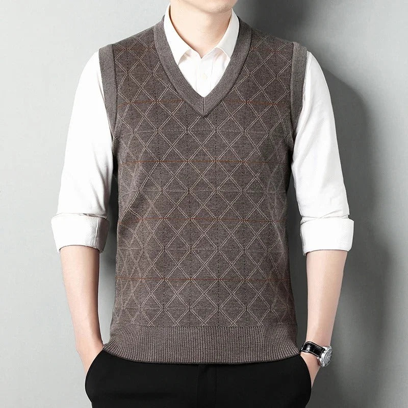 Valenti | Knitted Sleeveless Vest - Old Money Checkered Tank-VALENTI